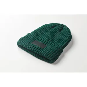 Accessoires de sports d'hiver ANVIK Bonnet en tricot personnalisé - Product Image 1