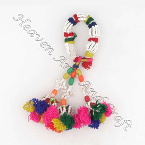Bolso con borlas para mujer, bolsa colgante con borlas de la India - Product Image 5
