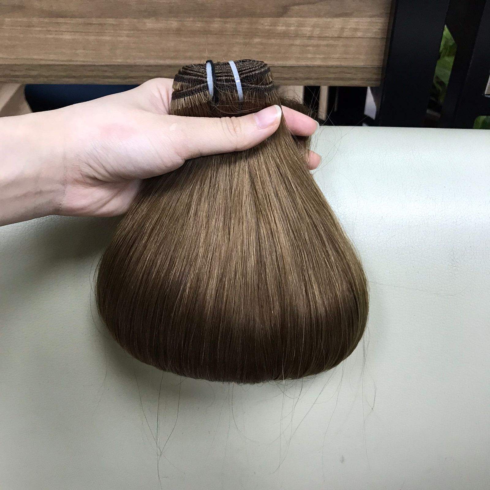 สีน้ำตาล