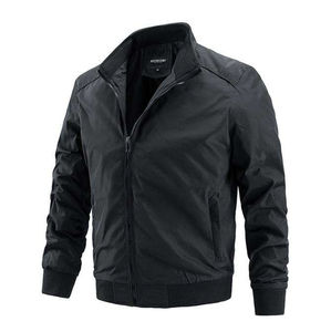 Chaquetas Bomber de Lona con Capucha para Hombre, Bordadas, a la Moda, Ligeras, con Diseño Moderno, Forro Suave, Cálidas y Cómodas, al por Mayor - Product Image 4