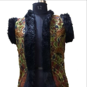 Chaquetas de piel verde sin mangas para mujer, chaqueta Bohemia con cuentas totalmente a mano, 2022 - Product Image 1