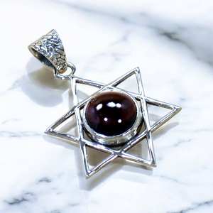 Colgantes de Plata Ligeros con Granate, Diseño de Estrella Celestial, Precio al por Mayor, Joyería de Plata - Product Image 2