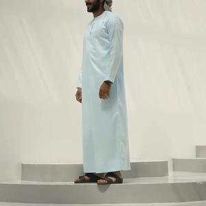 Vêtements islamiques en gros Thobe pour hommes Nouvelle mode Koweït Marocain Arabe Musulman Jubba Thobe Kaftan Daffah Abaya pour hommes - Product Image 3
