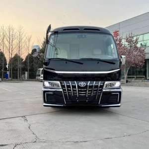 Autocar de tourisme de luxe d'occasion, diesel, automatique, véhicule de transport de passagers - Product Image 3