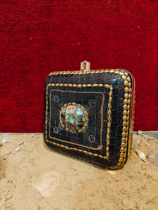 Sac à main carré en mosaïque noire artisanal avec centre en coquillage naturel, sac de soirée de luxe, étui rigide, sac à main de créateur - Product Image 3