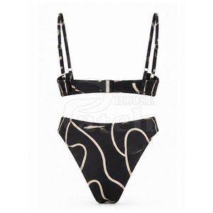 Ensemble bikini deux pièces moderne pour femme, maillot de bain tendance, bas de maillot en tissu confortable, idéal pour les vacances à la plage et les tenues d'été à la piscine - Product Image 2