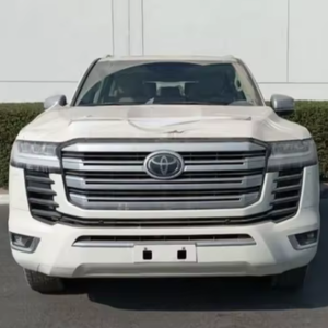 LISTO PARA ENVIAR: SUV Usado 2023-2024, Automático, 4x4, Asientos de Cuero, Control de Crucero Adaptativo, Neumáticos R20, Tracción Total, Emisión Euro 4 - Product Image 1