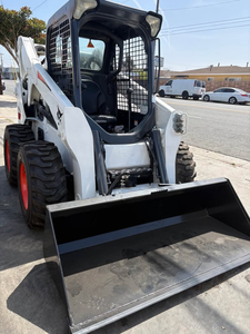 Minicargadora Bobcat S650 de segunda mano, 74HP, diésel, con elevación vertical hidráulica, equipo de construcción. - Product Image 3