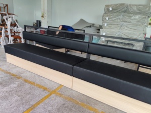 Banquette industrielle en cuir PU noir avec dossier en maille métallique, banquette rembourrée pour bar, hôtel, mobilier <span class=keywords><strong>de</strong></span> <span class=keywords><strong>restaurant</strong></span> - Product Image 5