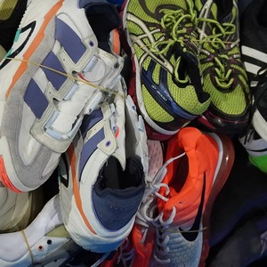 Chaussures de seconde main de marque en gros, bon marché, de haute qualité, à vendre - Product Image 2