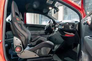 ABARTH 695 TRIBUTO FERRARI 2010 USADO, Volante a la Izquierda/Derecha - Product Image 4