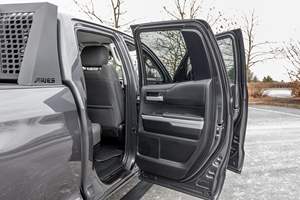 โตโยต้า ทุนดรา SR5 ดับเบิ้ลแค็บ 4x4 ปี 2022 - Product Image 6