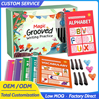 Cuadernos de Práctica de Escritura con Ranuras Mágicas Personalizados OEM/ODM, Cuadernos de Práctica de Caligrafía Reutilizables con Ranuras para Niños, Venta al por Mayor de Fábrica