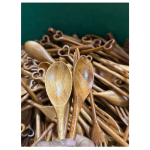 Cuchara de madera natural ecológica, utensilio duradero hecho a mano para cocinar, revolver, mezclar y servir alimentos calientes o fríos - Product Image 3