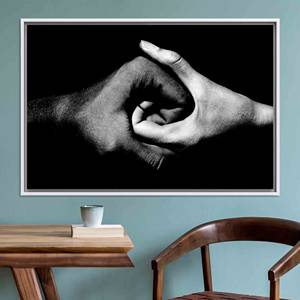 Art sur toile Mains Yin Yang : Décoration murale imprimée en noir et blanc, TOILE ENCADRÉE BLANCHE - Product Image 1