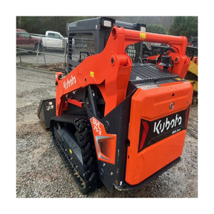 Kubota Skid Steer compatible avec plusieurs accessoires pour l'agriculture et la construction - Product Image 5