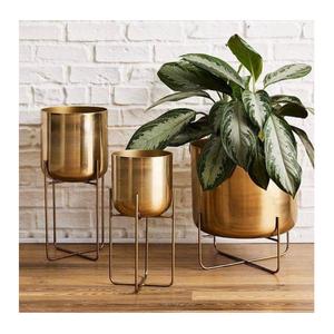 Jardinière en métal doré antique faite à la main en Inde, fourniture en gros de décoration de jardin extérieur - Product Image 2