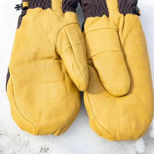 Gants de ski et de snowboard personnalisés grande taille imprimés avec couleur personnalisée Service OEM Matériau en polyester respirant et évacuant l'humidité - Product Image 5