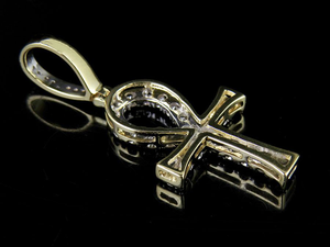 S925 Silver Moissanite Round Cut Diamond in VVS Clarity Cross Pendant Élevez votre style spirituel - Product Image 4