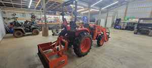 Tracteur à roues Kubota L3901 2020 avec moteur de composants de base de chargeur frontal LA525 inclus - Product Image 3