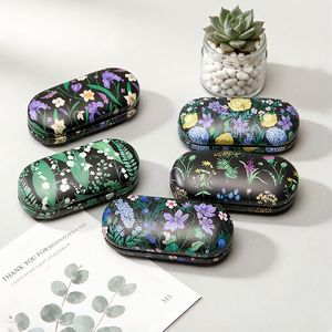 กล่องใส่แว่นตาแบบสองชั้นพิมพ์ลายดอกไม้ดิจิทัล 2-in-1 กล่องใส่คอนแทคเลนส์แบบแข็งพิมพ์โลโก้ได้ - Product Image 1