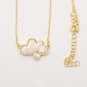 Collier nuage en nacre chic céleste chrétien en argent sterling 925 massif plaqué or 14 carats, serti en bélière, pour cadeau femme - Product Image 1