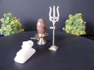 Trishul Om en laiton plaqué or poli, personnalisé, sculpture religieuse, objet décoratif spirituel Vastu, pour la maison, Pooja Mandir - Product Image 3