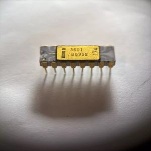 Puces Intel 3601 Gray Traces (Zebra) PROM en céramique dorée vintage (C4004) – Pièces détachées - Product Image 6