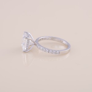 แหวนเพชรทรงปรินเซสคัท IGI Certified สำหรับหมั้นและแต่งงาน ตัวเรือนทองคำขาว/โรสโกลด์/เหลือง 9K พร้อมวงแหวนประดับเพชรแบบ Pavé - Product Image 2