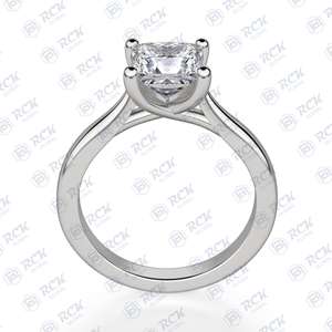 Anillo de Moissanita con Corte Princesa de 3.20 CTW en Oro Blanco con Engaste Celta para Mujer, Regalo de Aniversario y Cumpleaños - Product Image 2