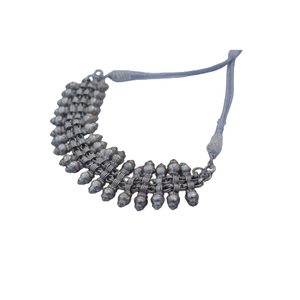 Hermoso último diseño de alta calidad plata aspecto igual blanco pulido latón Material gargantilla Collar para mujeres y niñas - Product Image 3