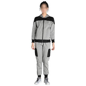 Ensemble de survêtements grande taille pour femmes vêtements de sport décontractés pour l'automne et l'hiver de la plus haute qualité en gris et noir - Product Image 1
