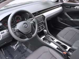 Bajo Kilometraje, 2023, 2.0T SE FWD, Volante a la Izquierda, Llantas de Aleación Oscuras, Asientos de Cuero, Sistema de Navegación, Arranque Remoto - Product Image 4