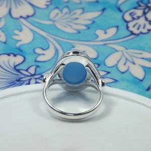 Anillo de compromiso hecho a mano de Plata de Ley 925 con diseño texturizado ancho de Calcedonia acuática y diamante de corte ovalado para boda - Product Image 5