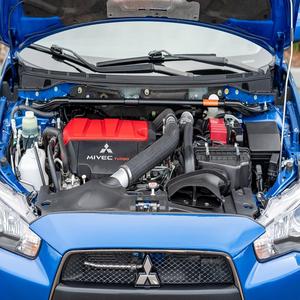 ¡Oferta Imperdible! Mitsubishi Lancer Evolution X Final Edition 2015, impecable, transmisión manual de 5 velocidades, tracción en las cuatro ruedas, color azul octan, sedán de lujo. - Product Image 6