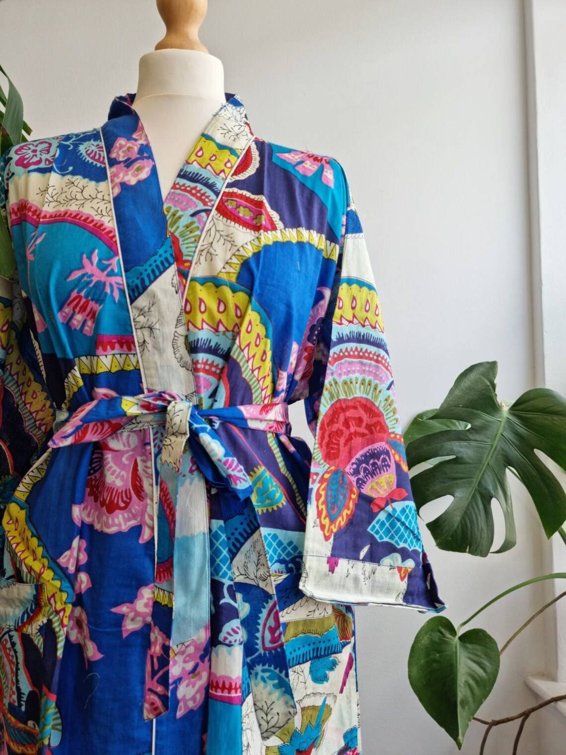 เช่นเดียวกับภาพ