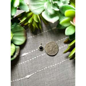 Colgante de Ónix Hecho a Mano con Engaste de Oro Rosa, Diseño Navajo, Plata de Ley, Bañado en Rodio, con Patrón Numérico de Amatista - Product Image 2