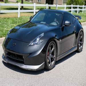 นิสสัน 370Z NISMO คูเป้ ปี 2014 มือสอง พวงมาลัยซ้าย/ขวา - Product Image 1