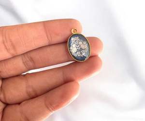 High Quality <b>Vintage</b> Birdie Motif Pendant Reasonably Priced Gift for Women Cute India Featuring Zircon Brass <b>Jewelry</b> Material - Product Image 1