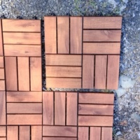 Dalles de terrasse en acacia massif modernes de 300x300 mm, 20 mm, écologiques, résistantes à l'usure, ignifuges, faciles à installer, imperméables