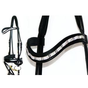 Brida anatómica de caballo rosa con riendas antideslizantes Material de charol metálico - Product Image 5