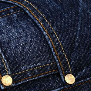 Jeans de Mezclilla de Invierno para Hombre, Corte Recto, Tela Satinada, Diseño Transpirable, Colores Sólidos Personalizados, Logotipo Personalizado, Alta Calidad - Product Image 4