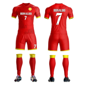 Uniformes de football de championnat avec logo personnalisé Kit de maillot de football à séchage rapide avec technique de sublimation pour la nouvelle saison S0ortswear - Product Image 5
