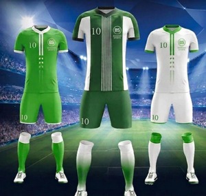 Ensemble de maillots de football personnalisés, tenue de football, kit vert et blanc rayé, tenue de sport pour les matchs et les entraînements d'équipe - Product Image 1