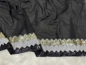 ชุดจอร์จเก็ตส่าหรีแบบดั้งเดิมของอินเดียและปากีสถานที่มีฉากกั้นสวยงามสำหรับงานแต่งงาน - Product Image 6