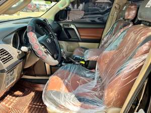 Toyota Prado 7 places de 2020 en bon état - Product Image 4