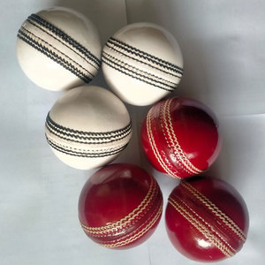 Balles de cricket en cuir de qualité supérieure professionnelles Offre Spéciale/nouvelle arrivée couleur personnalisée et balles dures de cricket professionnelles de logo - Product Image 5
