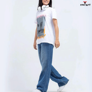 Camiseta de Mujer, Corte Regular, Poliéster, Casual, Manga Corta, Lisa, Verano, Ecológica, con Estampado de Plumas, para Entrenamiento y Gimnasio - Product Image 3