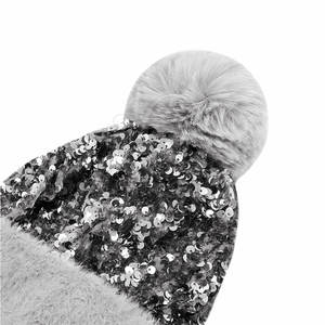 Gorro de piel cálido y acogedor con forro de punto cómodo Gorro elástico ligero con piel sintética esponjosa - Product Image 5