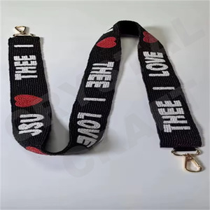 Go Big Red Sangles de sac en perles de rocaille en or blanc personnalisées 'Hook Em Horns' Accessoire à la mode Sangle de sac à main perlée - Product Image 5